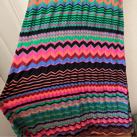 ALDOMARTINS multicolor chevron zig zag viscose draped flutter v neck maxi dress - Picture 4 of 8